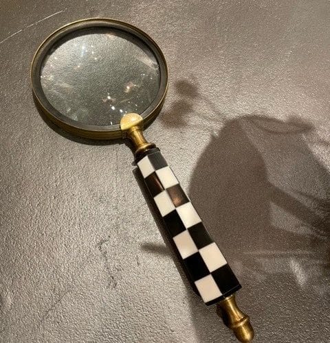 Förstoringsglas svart/vit rutigt
