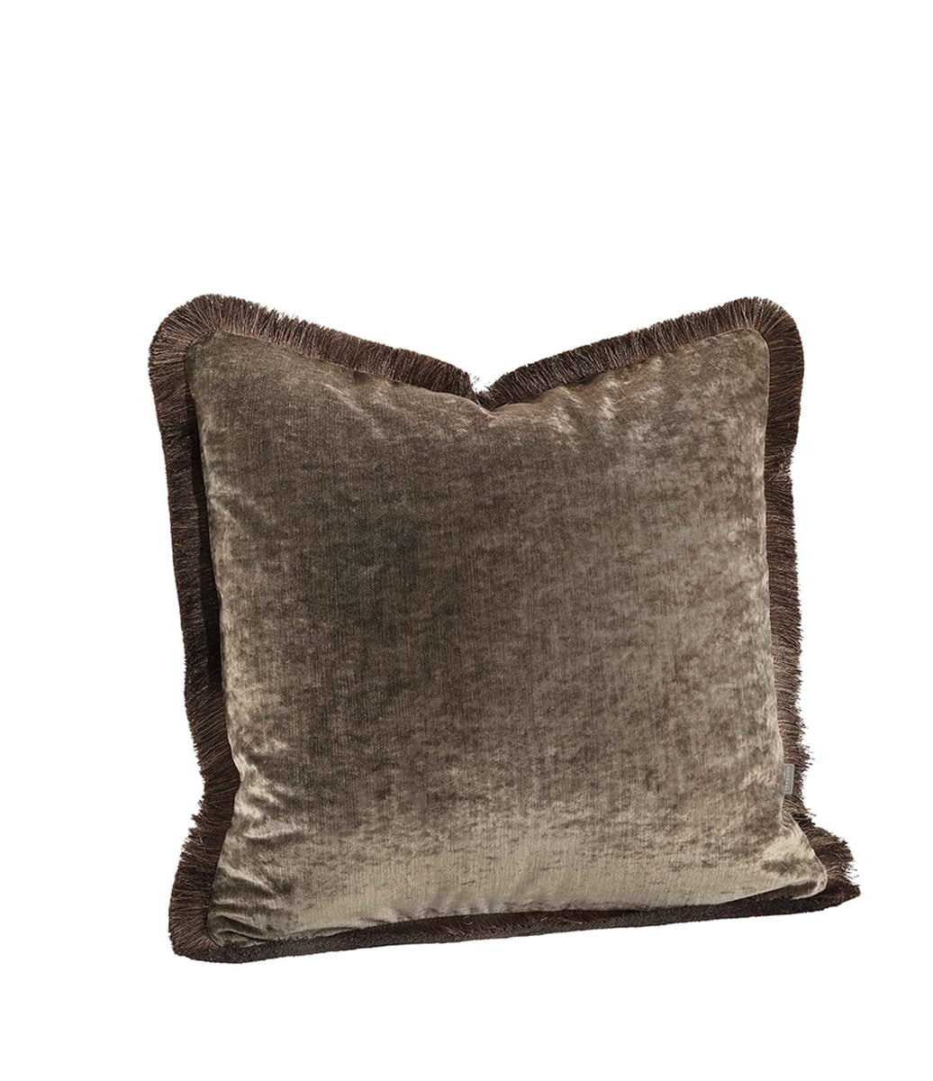 Artwood Kuddfodral Garda sammet med frans taupe 50x50
