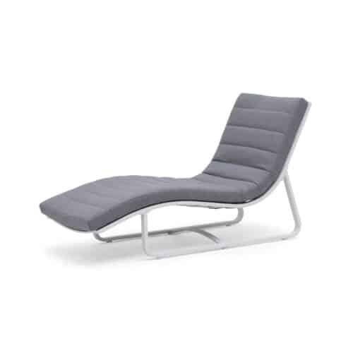 Hillerstorp Vilared Relaxfåtölj Vit