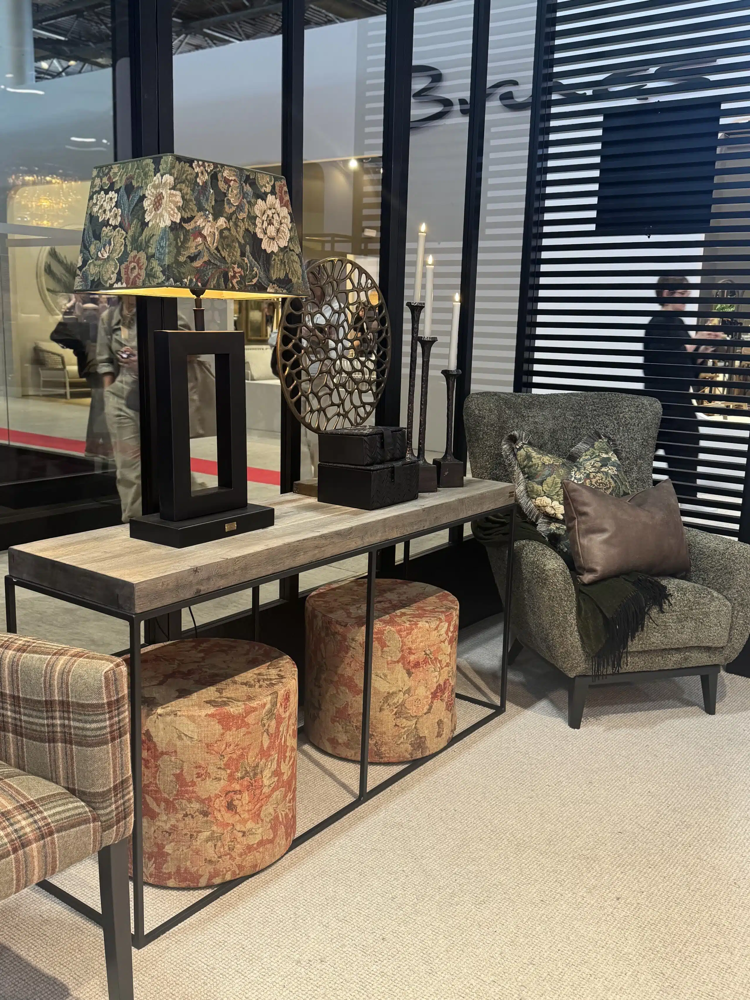 Artwood SASHA Tygfåtölj - Sway Liver - Bild 3