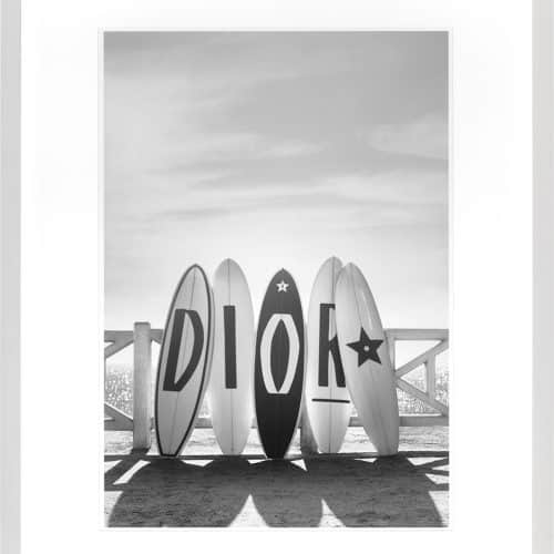 Tavla Dior Surfboards med vit ram 75 x 95 cm