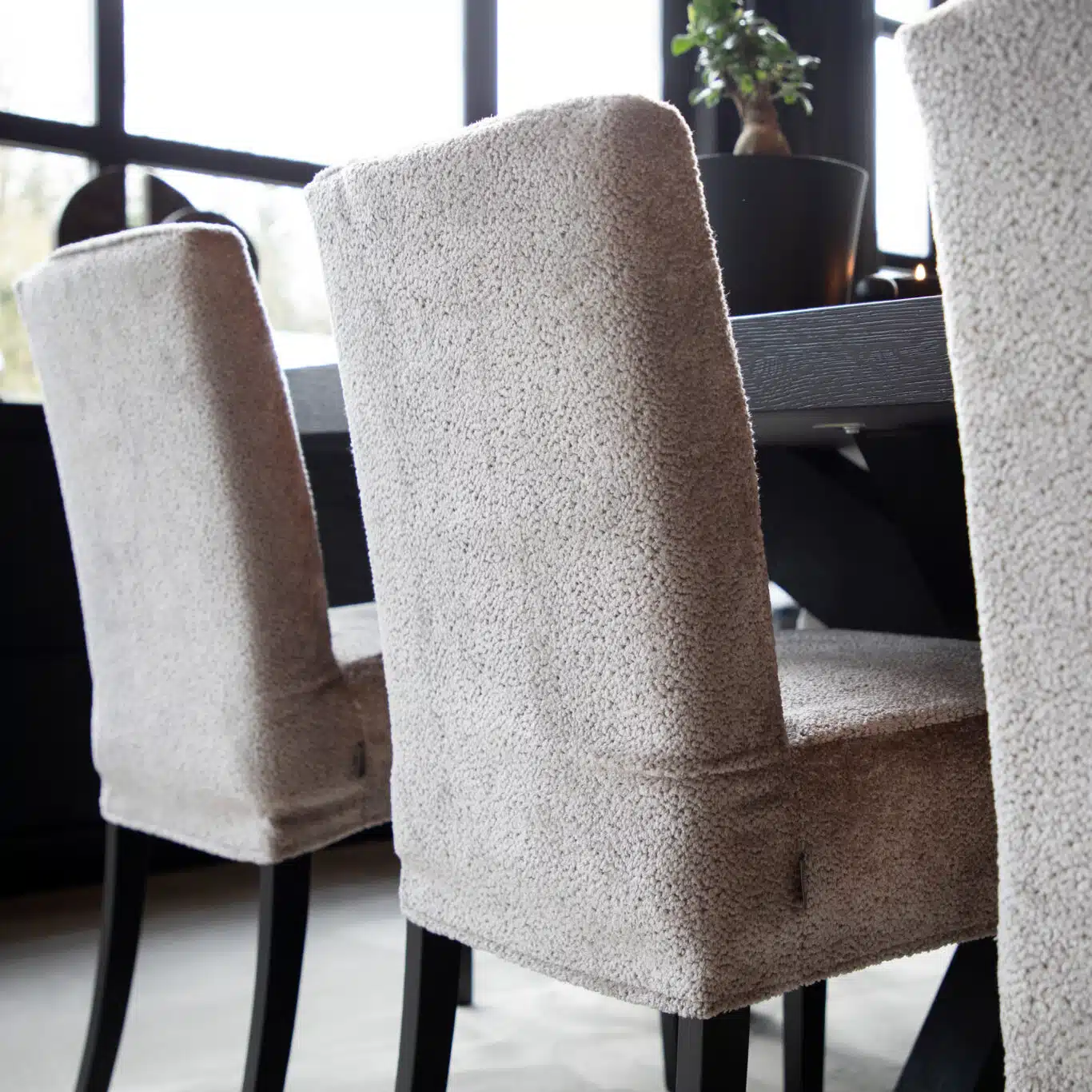 Artwood Boston Matstol svarta ben oklädd - Bild 13