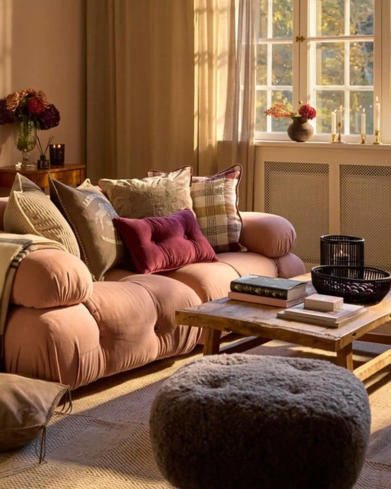 Lexington rund rottingbricka svart