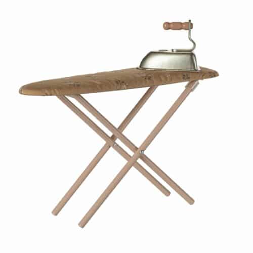 Maileg Strykjärn och strykbräda Miniatyr – Pulver