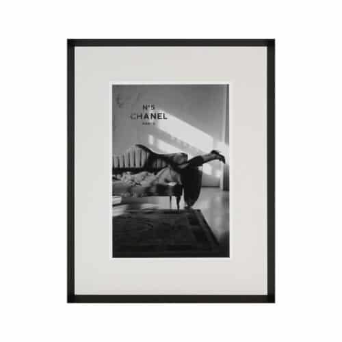 Tavla Dreaming of med svart ram 75 x 95 cm