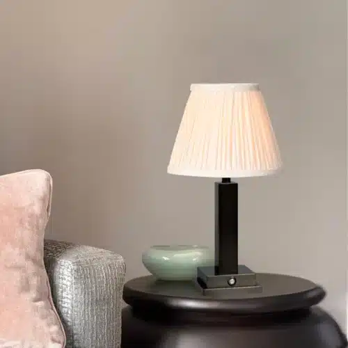 Boston Bordslampa med skärm