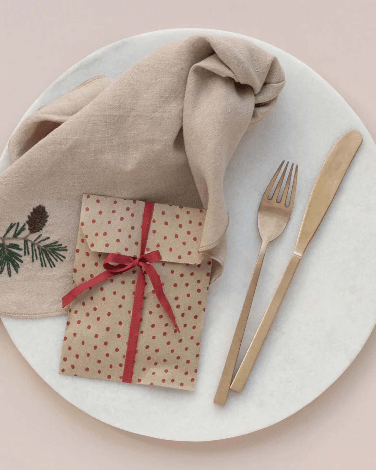 Maileg Ribbon – Dekorationsband, 25 m, Vintage Röd - Bild 2