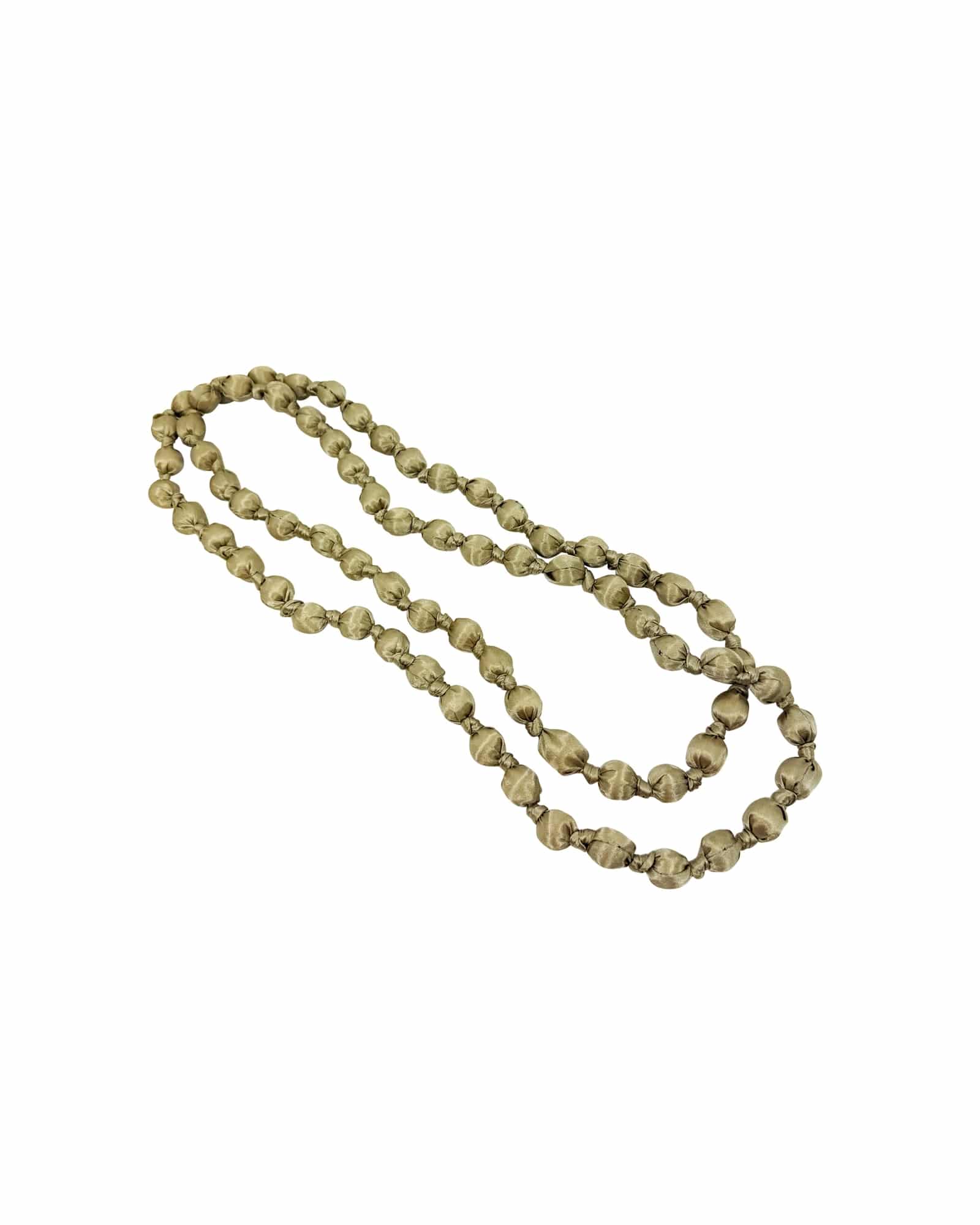 Pipols Abigail knopp halsband beige