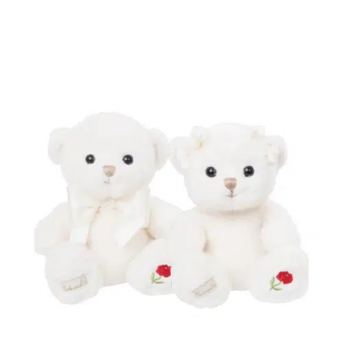 Bukowski Julita eller Florian mjuk figur 18 cm med charmig design, säljs separat och väljs enkelt efter önskemål.