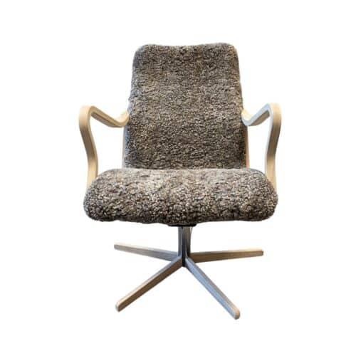 Bröderna Anderssons CHIC Låg Trä Gung – Fåtölj Drake i Facet II 36 Ljusbrun, Vitpigmenterad Ek