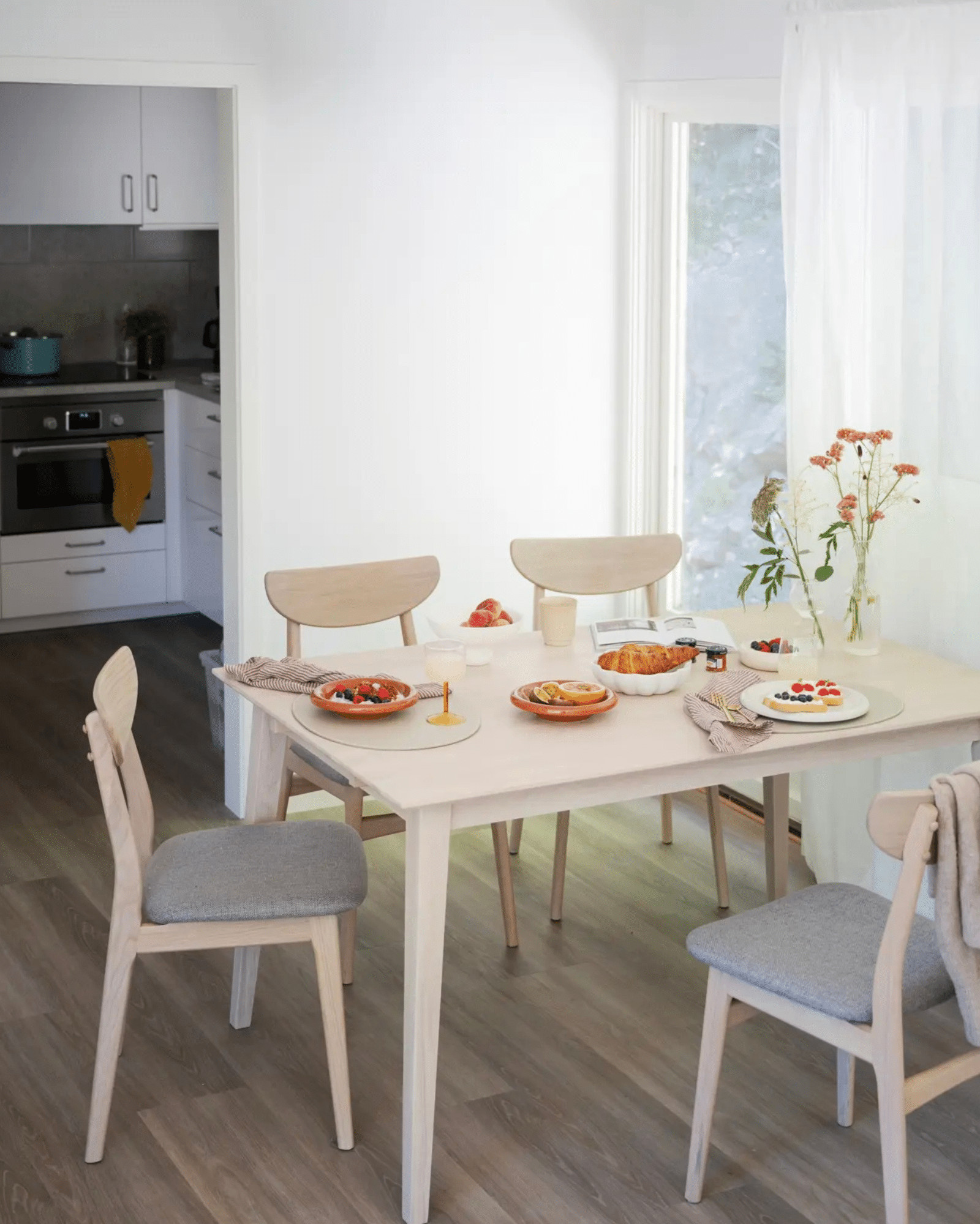 Rowico Filippa Matbord, Vitpigmenterad, 140x90 cm - Bild 4