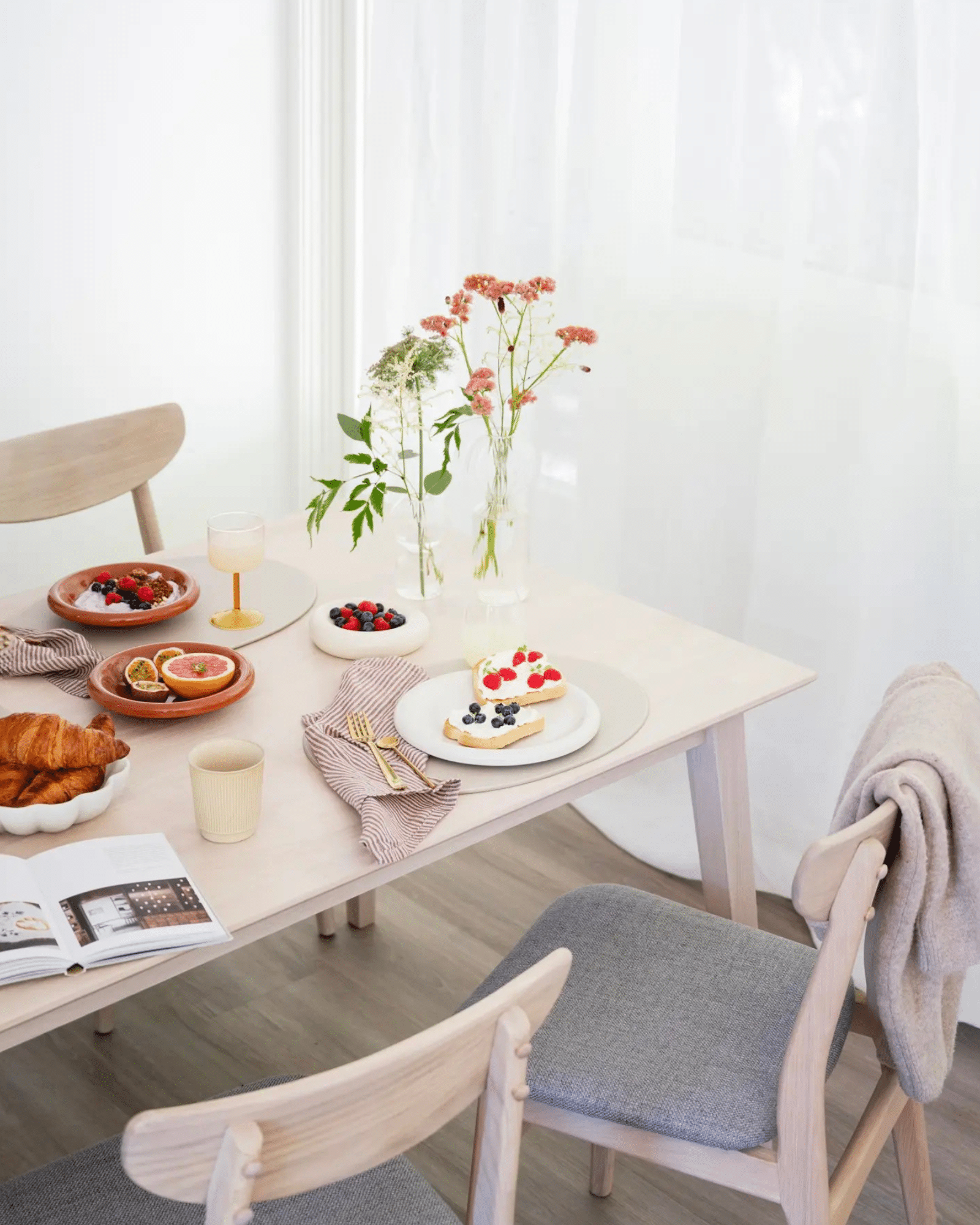 Rowico Filippa Matbord, Vitpigmenterad, 140x90 cm - Bild 5