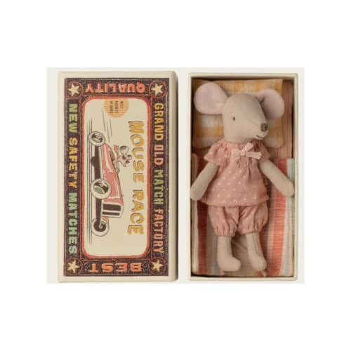 Storasystermus i tändsticksask