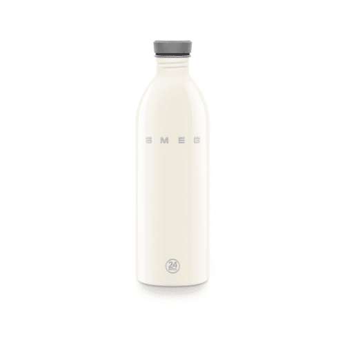 Smeg Vattenflaska Creme .Cremefärgad Urban Bottle 1 liter i rostfritt stål med högblank finish och läckagesäkert silikonlock från Smeg x 24Bottles