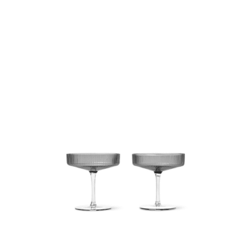 Ferm Living Ripple Champagneglas – Set om 2 Smoked Grey