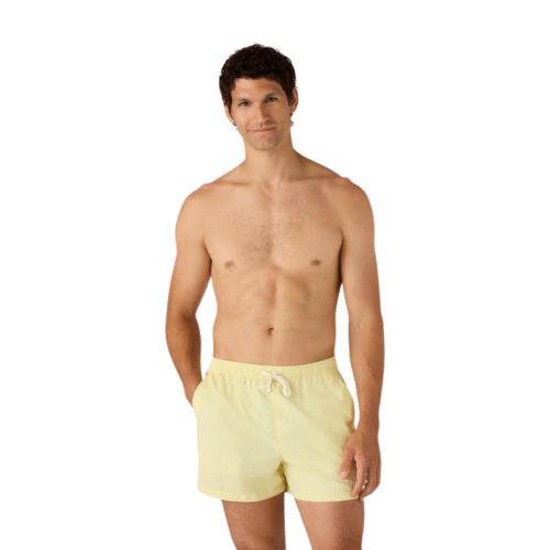 Enfärgade badshorts