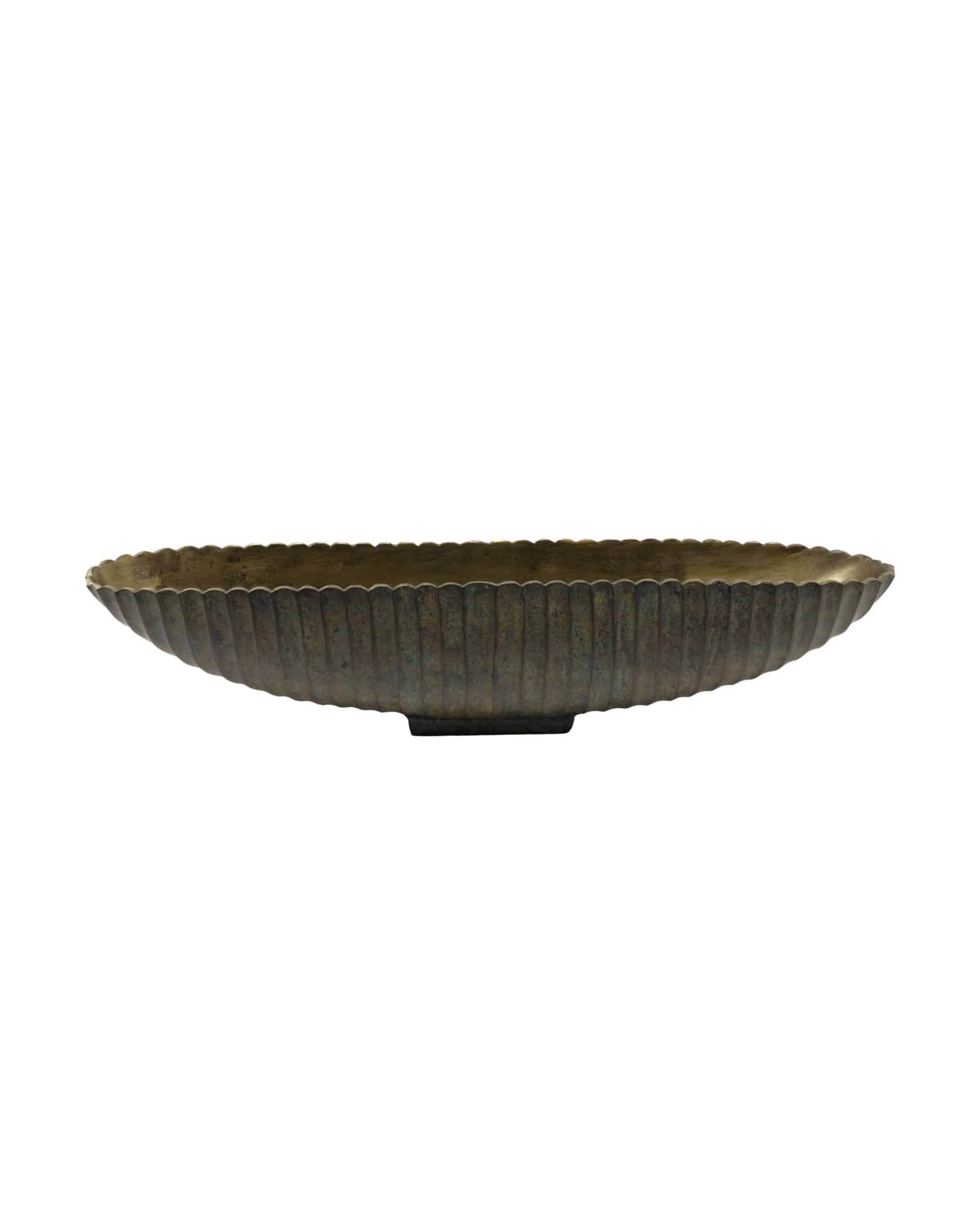 Ovalt fat grön patina